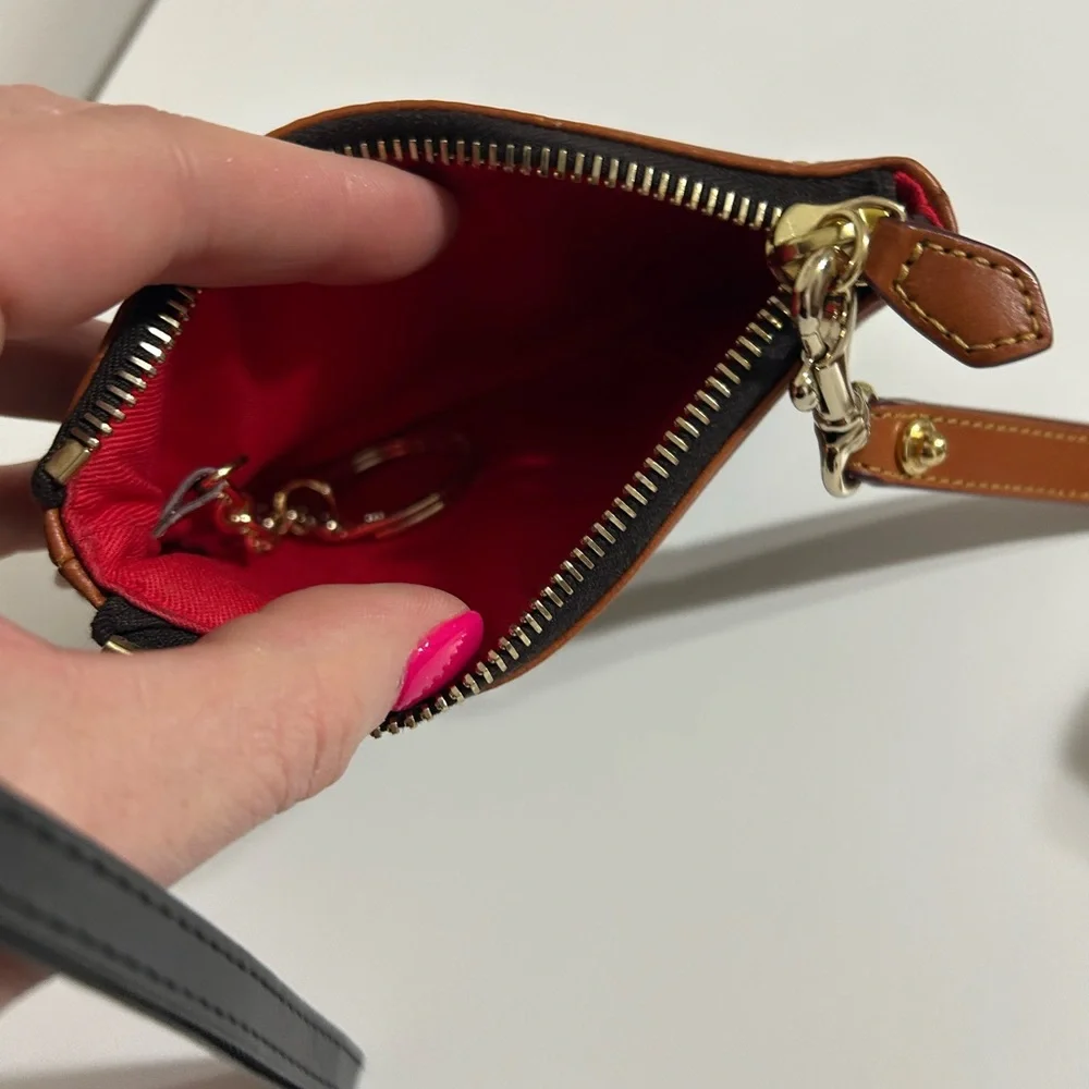 Dooney & Burke Wristlet‎ Coin Purse